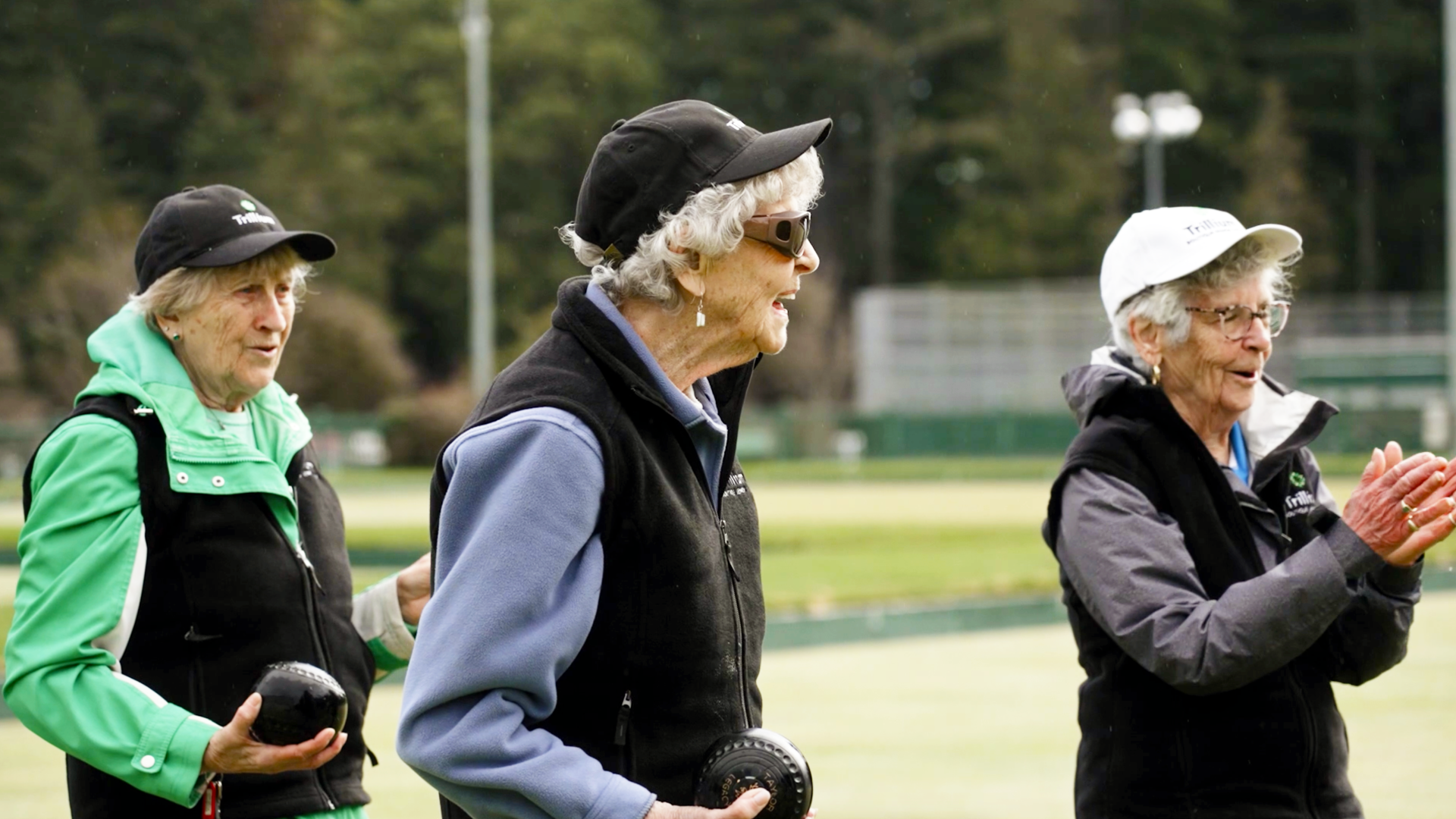 senior ladies lawn bowling