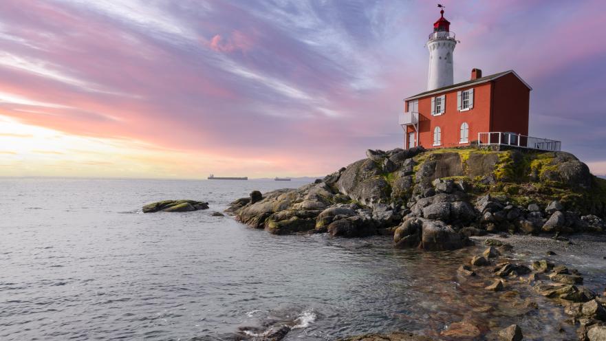 fisgard lighthouse sunset